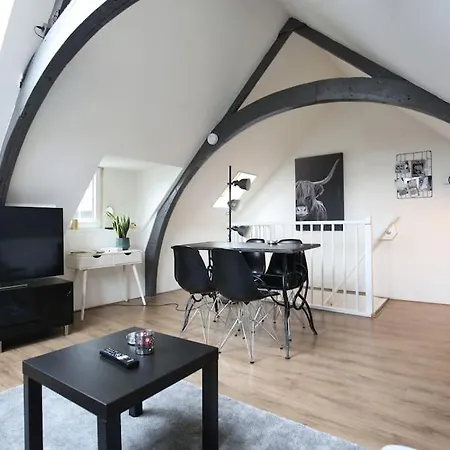 Apartamento B *